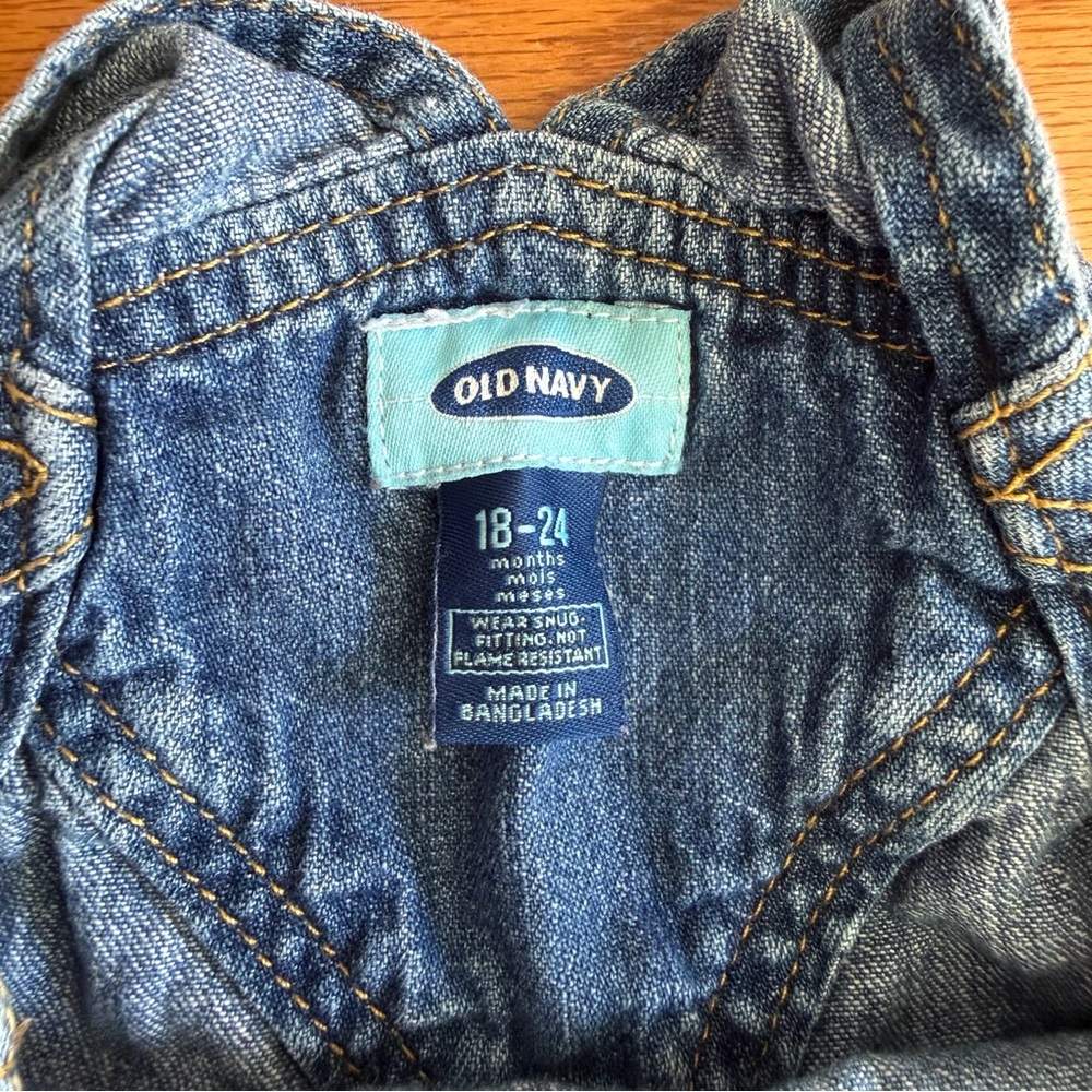 Old Navy Blue Denim Kids Boys Overalls 18-24 months m - Picture 4 of 8